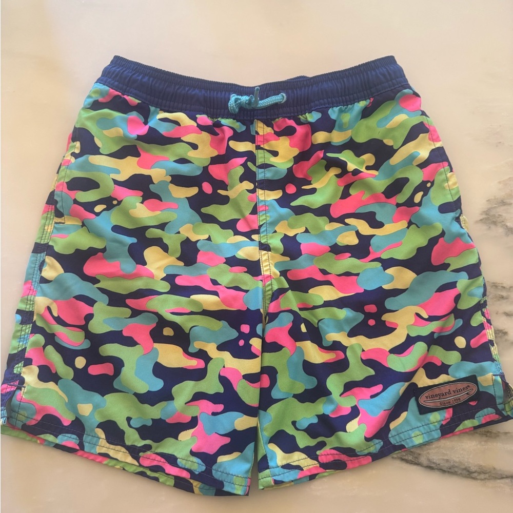 Vineyard Vines Mesh Lined Swim Short, Size 8/10 Small - EUC